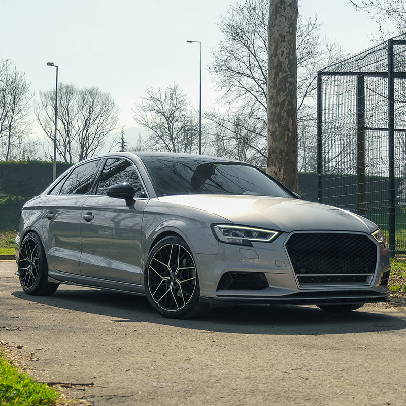 Body kit Audi A3 (8V) Sedan Facelift 2016-2020 scarico doppio L
